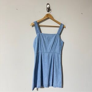 👉ASOS DESIGN Petite Light Wash Denim Mini Dress Blue Square Neck Tie Back Size 8